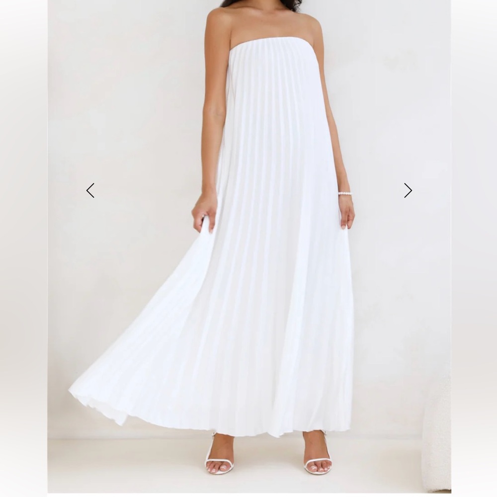 NWT Hello Molly Pleated White Satin Strapless Maxi Dress